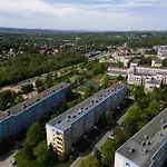 Stojalowskiego 3-Bedroom Apartment