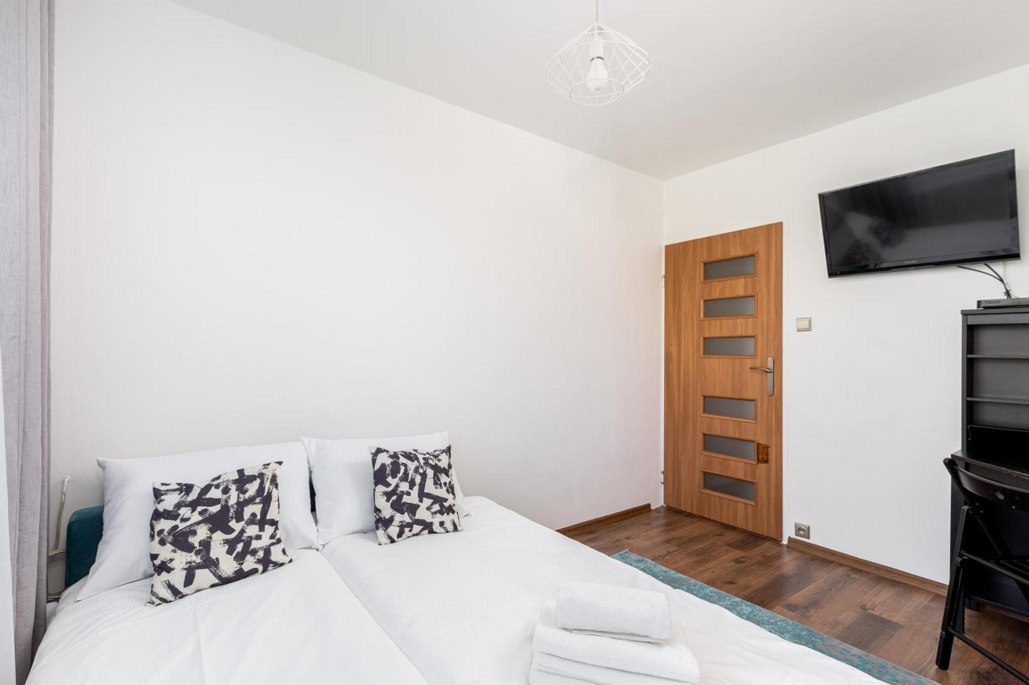 Stojalowskiego 3-bedroom Apartment